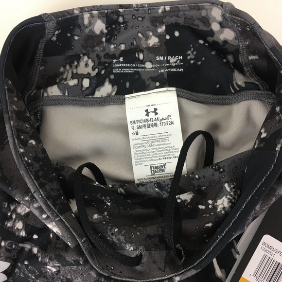 Under Armour‎ Fly Fast Printed Black Small Capri - Picture 7 of 8